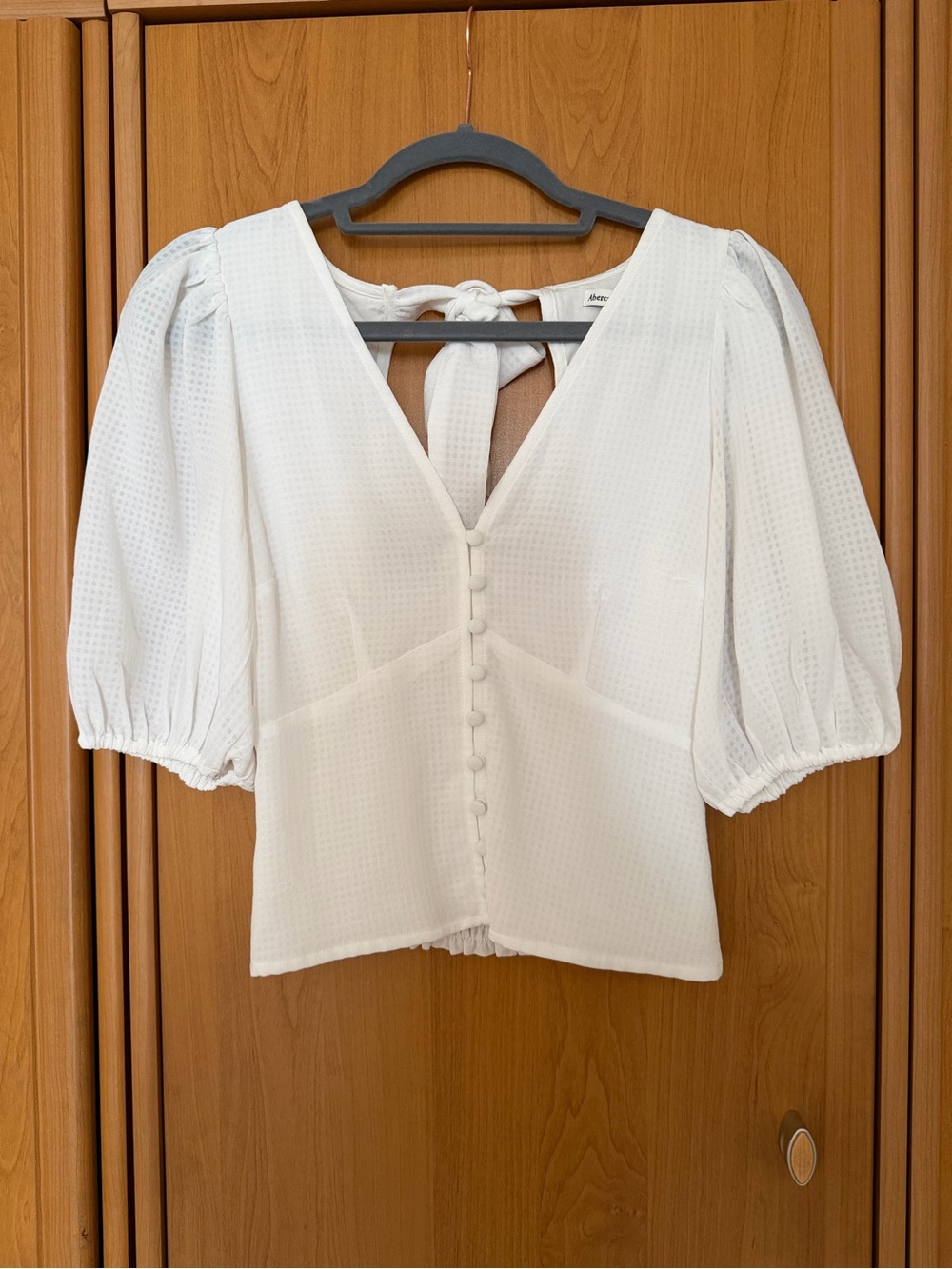 Abercrombie & Fitch Bow-Back Blouse White Size S
